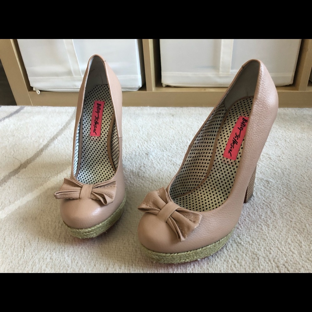 Betsy Johnson espadrille heel Sz 6.5 - Picture 2 of 5
